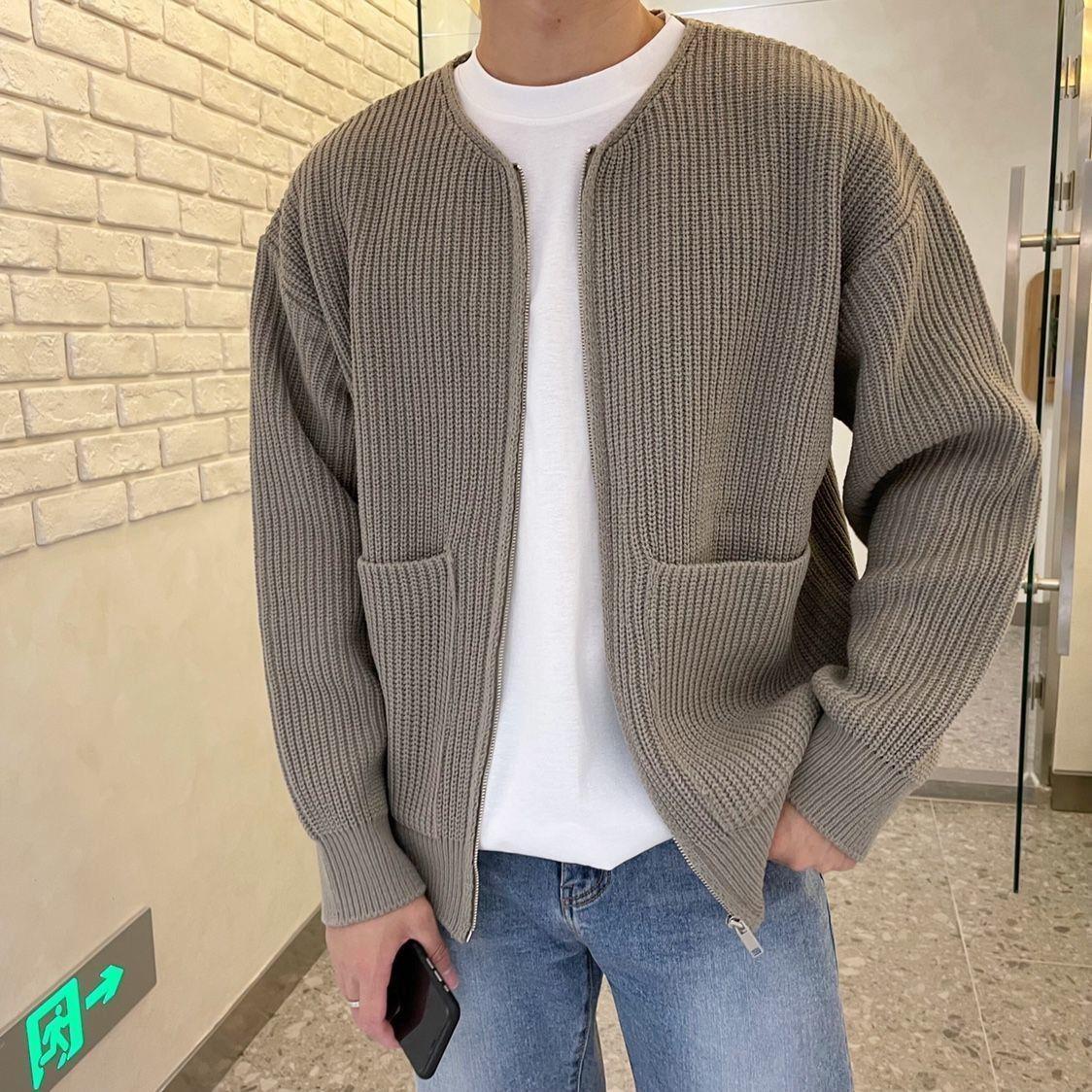 Men Zip Up Knitted Cardigan on model